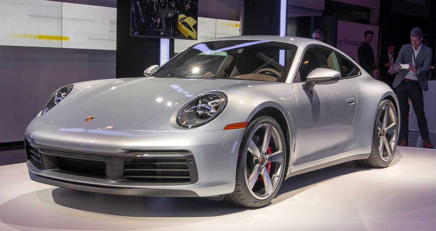 Porsche 911 gi&aacute; hơn 2,6 tỷ sở hữu c&ocirc;ng nghệ g&igrave; hay?