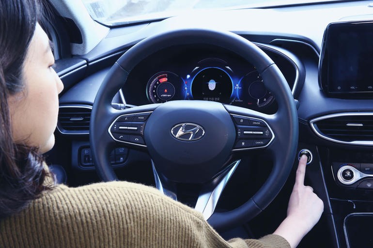 Hyundai ra mắt &ocirc; t&ocirc; khởi động v&agrave; mở kh&oacute;a xe bằng v&acirc;n tay trong năm 2019