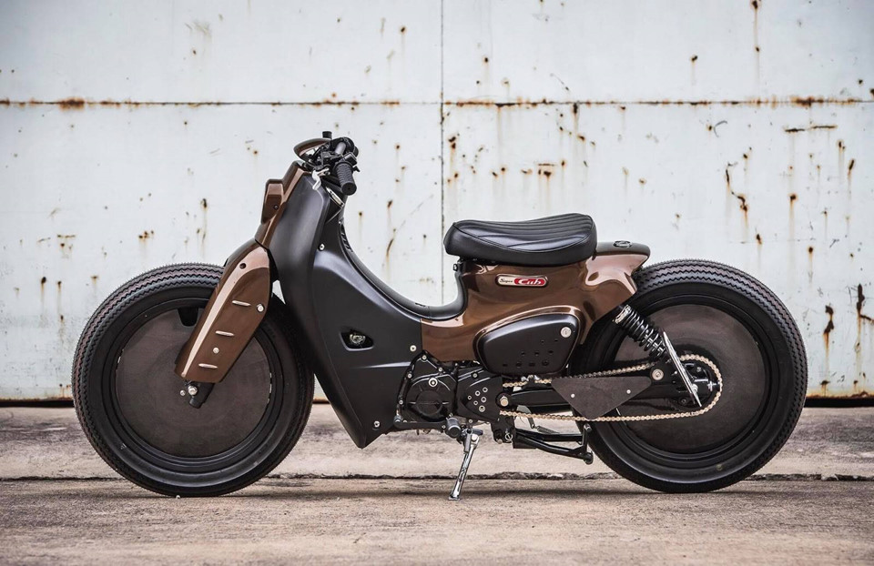 Honda Super Cub phi&ecirc;n bản độ &lsquo;biến h&igrave;nh&rsquo; sở hữu t&iacute;nh năng g&igrave; mới?