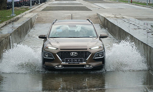Điểm mặt những t&iacute;nh năng tr&ecirc;n Hyundai Kona khiến người d&ugrave;ng &lsquo;m&ecirc; mệt&rsquo;