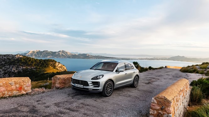 &lsquo;Cận cảnh&rsquo; những trang bị tr&ecirc;n Porsche Macan S chuẩn bị về Việt Nam