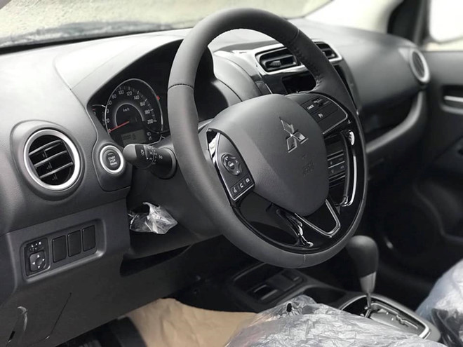 Chốt gi&aacute; chỉ 375,5 triệu đồng, Mitsubishi Attrage 2019 sở hữu những t&iacute;nh năng g&igrave;?
