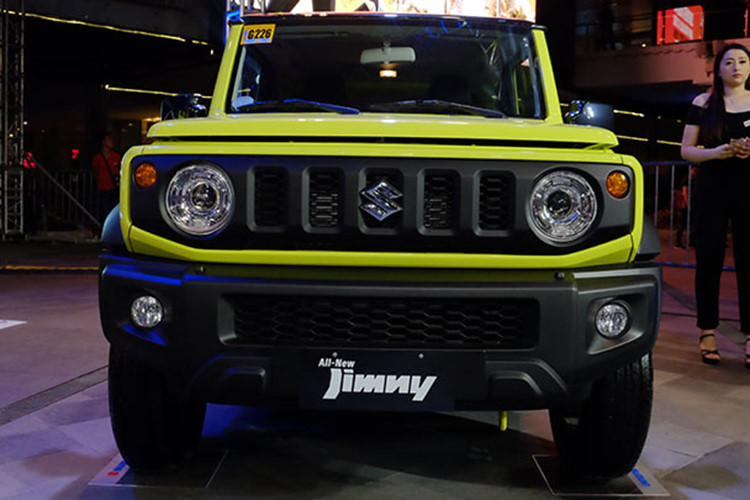 &lsquo;Soi&rsquo; c&ocirc;ng nghệ tr&ecirc;n Suzuki Jimmy 2019 gi&aacute; 433 triệu c&oacute; khả năng về Việt Nam 