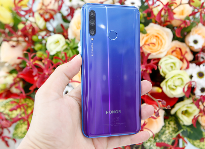 Chuẩn bị b&aacute;n ra tại thị trường Việt gi&aacute; chưa đến 6 triệu, Honor 20 Lite sở hữu c&ocirc;ng nghệ g&igrave;?