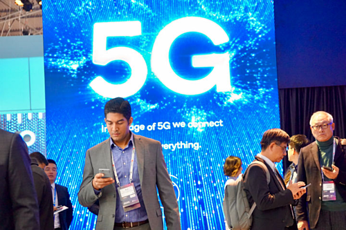 5G tại Việt Nam: &lsquo;Đ&ograve;n bẩy&rsquo; gi&uacute;p tiến nhanh trong kỷ nguy&ecirc;n 4.0