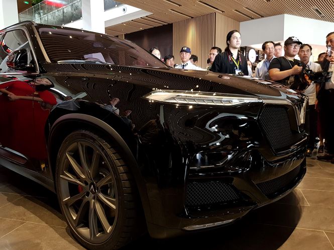 &lsquo;Soi&rsquo; c&ocirc;ng nghệ v&agrave; ứng dụng tr&ecirc;n chiếc SUV hiệu suất cao của VinFast 