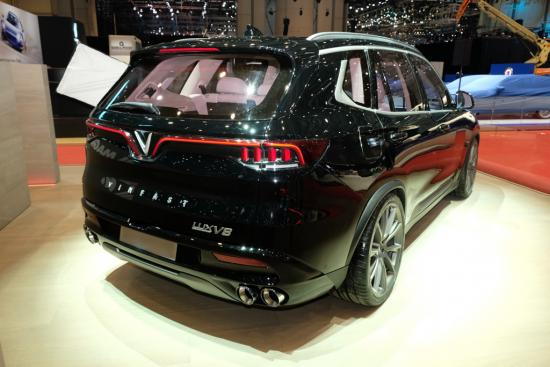 &lsquo;Soi&rsquo; c&ocirc;ng nghệ v&agrave; ứng dụng tr&ecirc;n chiếc SUV hiệu suất cao của VinFast 