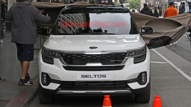 SUV mới của Kia vừa &lsquo;lộ diện&rsquo; được trang bị c&ocirc;ng nghệ v&agrave; t&iacute;nh năng g&igrave;?