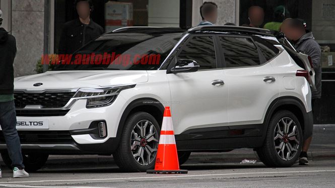 &lsquo;Soi&rsquo; c&ocirc;ng nghệ tr&ecirc;n Kia Seltos chuẩn bị ra mắt gi&aacute; chỉ 335 triệu đồng