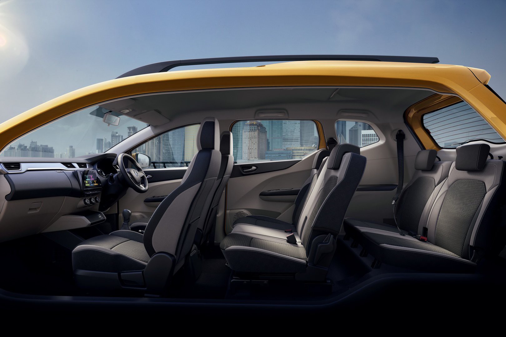SUV 7 chỗ của Renault gi&aacute; chỉ 200 triệu đồng được trang bị những t&iacute;nh năng g&igrave;?