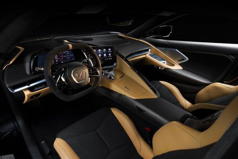 Chevrolet Corvette C8 đẹp &lsquo;long lanh&rsquo; vừa ra mắt sở hữu những c&ocirc;ng nghệ g&igrave;?