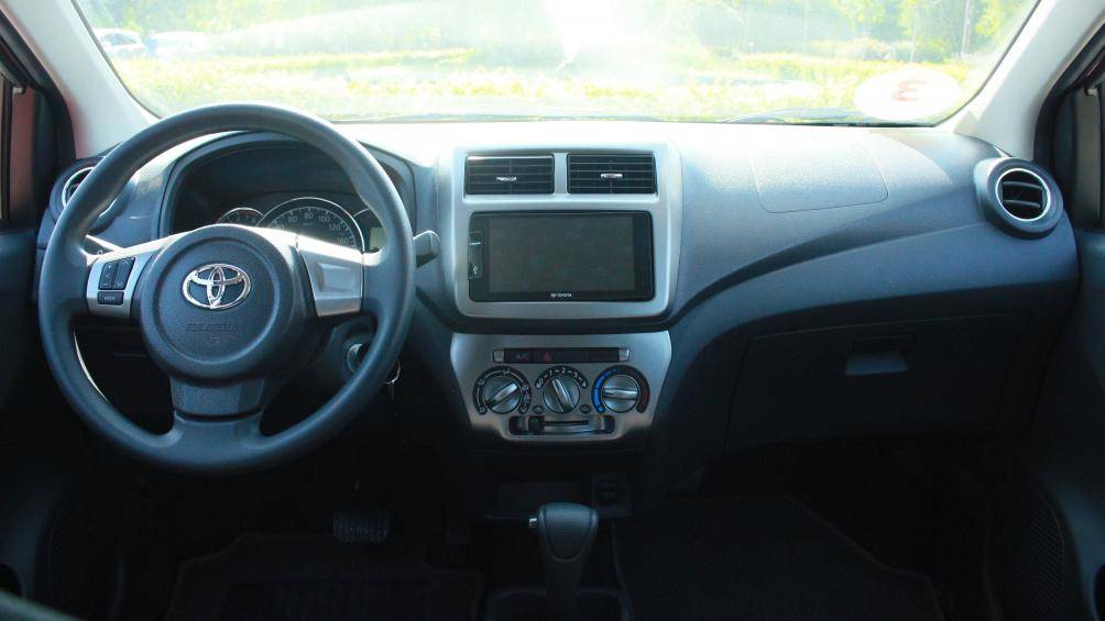 C&oacute; n&ecirc;n mua Toyota Wigo đang được giảm gi&aacute; &lsquo;kịch s&agrave;n&rsquo;?