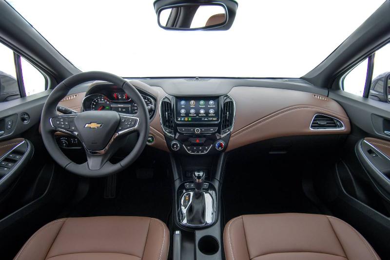 Chervrolet Cruze 2020 chuẩn bị ra mắt v&agrave;o th&aacute;ng 9 được trang bị những g&igrave;?