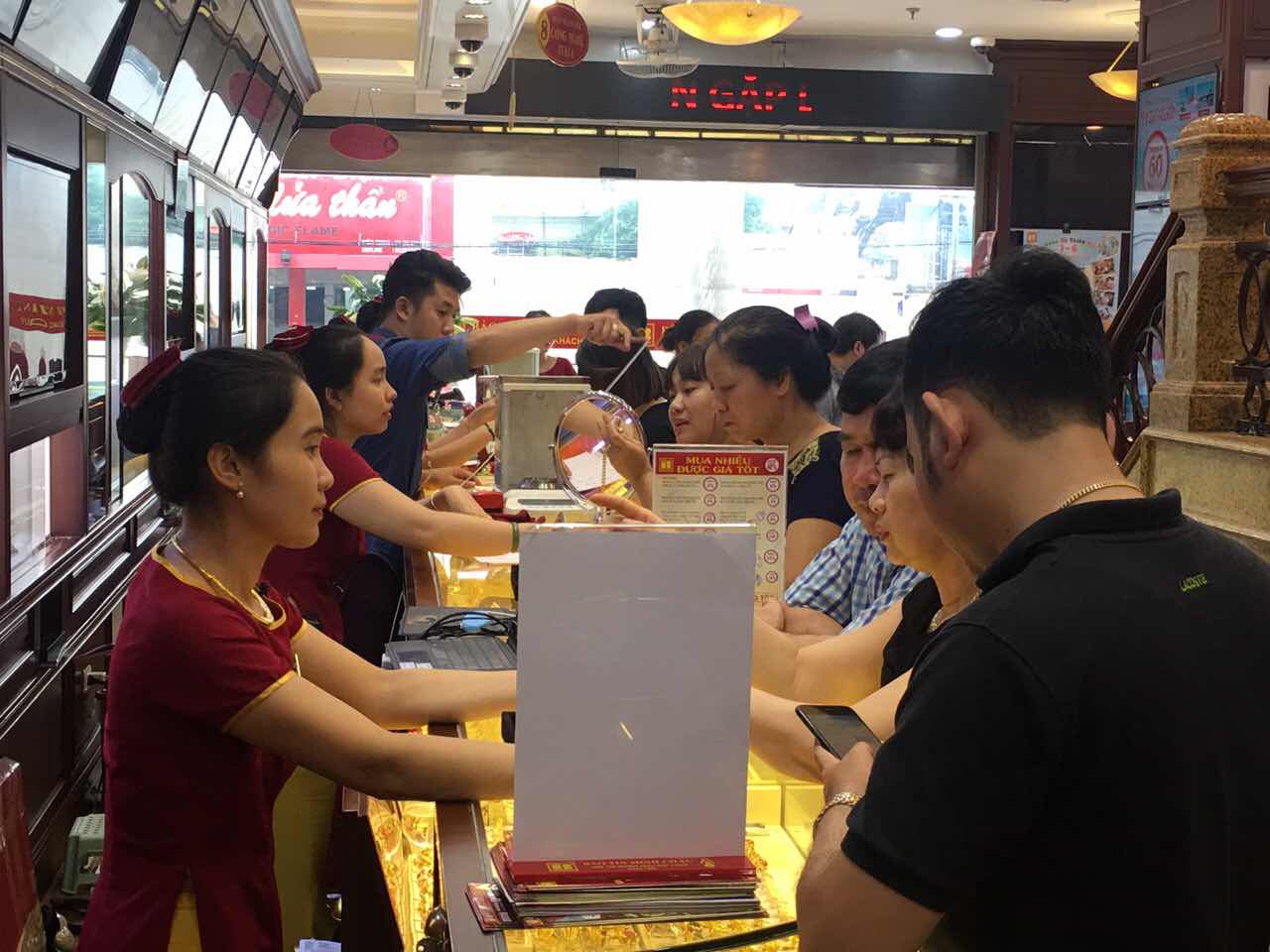 Gi&aacute; v&agrave;ng h&ocirc;m nay ng&agrave;y 27/8: Tiếp tục tăng cao đ&uacute;ng theo dự đo&aacute;n