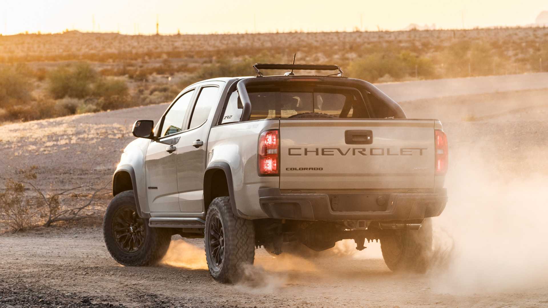 Chevrolet Colorado 2021 đẹp &lsquo;long lanh&rsquo; vừa ra mắt được trang bị những g&igrave;?