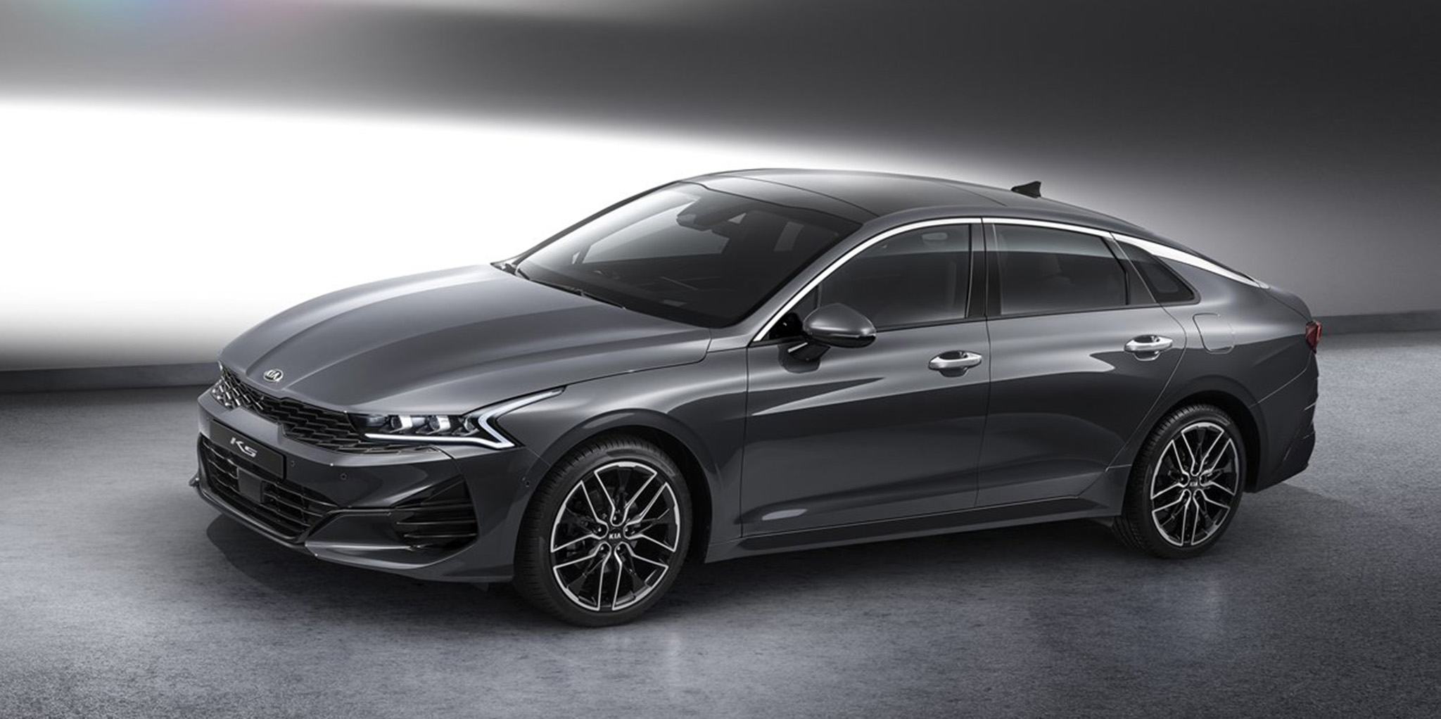 &lsquo;Soi&rsquo; c&ocirc;ng nghệ v&agrave; t&iacute;nh năng tr&ecirc;n Kia Optima 2021 vừa lộ diện 