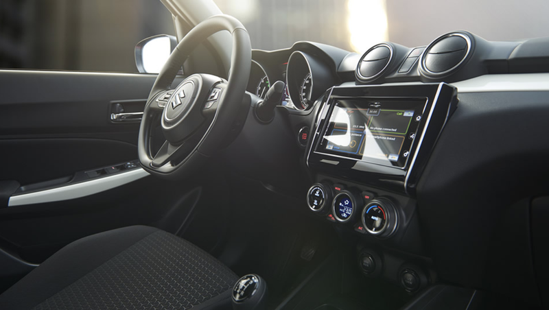 Suzuki Swift 2020 gi&aacute; hơn 500 triệu c&oacute; g&igrave; hấp dẫn?