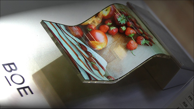Apple sẽ sử dụng tấm nền OLED được sản xuất tại Trung Quốc tr&ecirc;n iPhone 2020?
