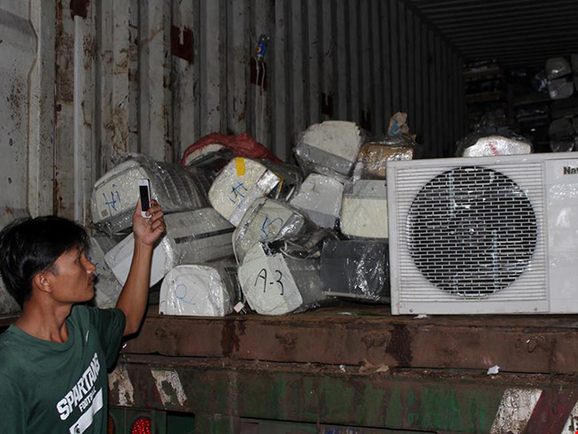 Số lượng m&aacute;y điện lạnh kh&ocirc;ng r&otilde; nguồn gốc bị ph&aacute;t hiện