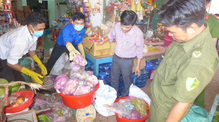  Số lượng thịt thối được cơ quan chức năng bắt giữ