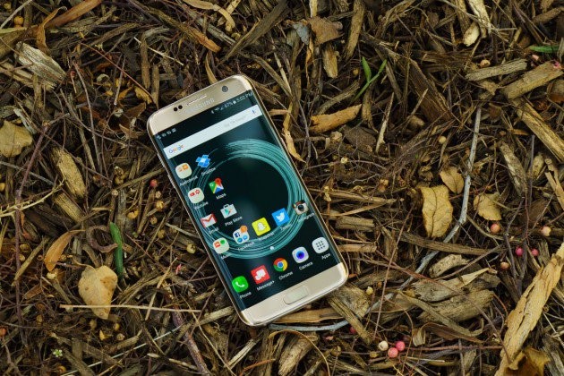 Hãng điện tử Hàn Quốc Samsung vừa tung ra bức ảnh mới nhất liên quan đến Galaxy S8. Hãng điện tử Hàn Quốc Samsung vừa tung ra bức ảnh mới nhất liên quan đến Galaxy S8.