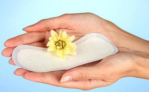 Chị em phụ nữ n&ecirc;n lưu &yacute; những loại băng vệ sinh c&oacute; mui thơm đặc biệt. 
