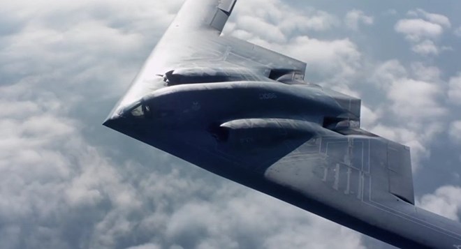  M&aacute;y bay t&agrave;ng h&igrave;nh B-2 Mỹ.
