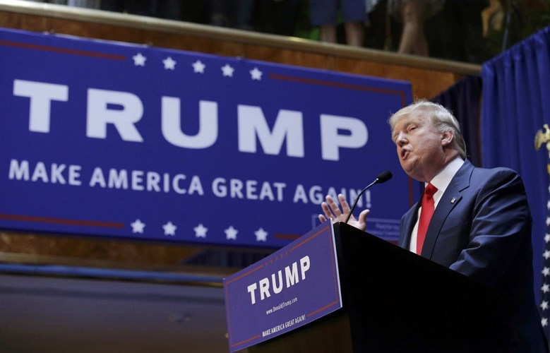 &Ocirc;ng Donald Trump sẽ chính thức nh&acirc;̣m chức T&ocirc;̉ng th&ocirc;́ng Mỹ vào ngày 20/01/2017.