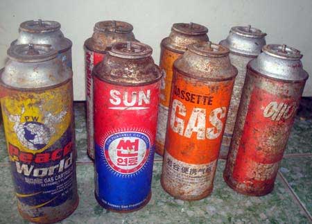 Nguy cơ ch&aacute;y nổ từ b&igrave;nh gas mini cũ. 