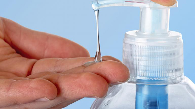  Nước rửa tay kh&ocirc; kh&ocirc;ng c&oacute; t&aacute;c dụng diệt khuẩn như nhiều người nghĩ. 