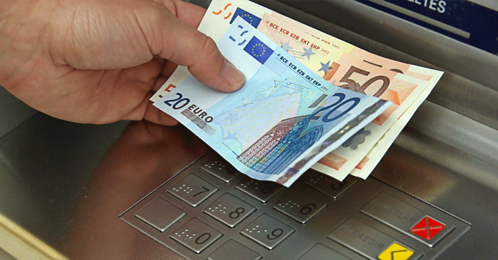  Tin tặc tấn c&ocirc;ng khiến c&aacute;c m&aacute;y ATM khiến tự nhả tiền.