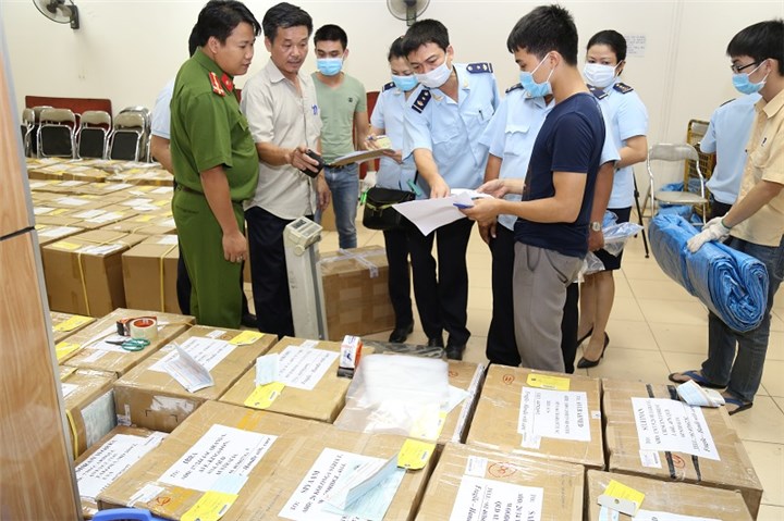 TP HCM tăng cường c&ocirc;ng t&aacute;c ph&ograve;ng chống bu&ocirc;n lậu.