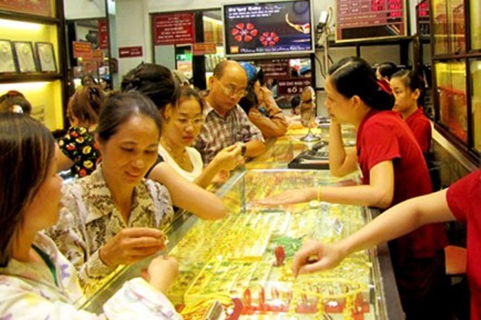 NHNN khuyến c&aacute;o người d&acirc;n n&ecirc;n thận trọng mua b&aacute;n v&agrave;ng l&uacute;c n&agrave;y. 