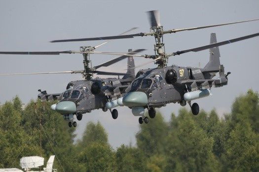 Trực thăng tấn c&ocirc;ng Ka-52 Alligator cũng l&agrave; trực thăng đầu ti&ecirc;n tr&ecirc;n thế giới được trang bị hệ thống tho&aacute;t hiểm. Ảnh: Zing News 