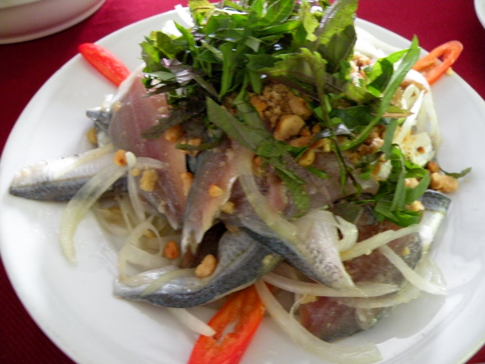  Gỏi c&aacute; cũng tiềm ẩn nhiều nguy cơ g&acirc;y hại cho 13Win19 ưu đãi hấp dẫn. Ảnh minh họa