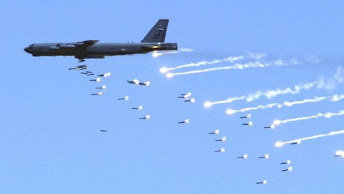  M&aacute;y bay B-52 của Mỹ. Ảnh: Kiến Thức