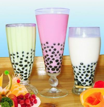 Uống tr&agrave; sữa tr&acirc;n ch&acirc;u c&oacute; nguy cơ b&eacute;o ph&igrave;, tổn thương gan. Ảnh minh họa 