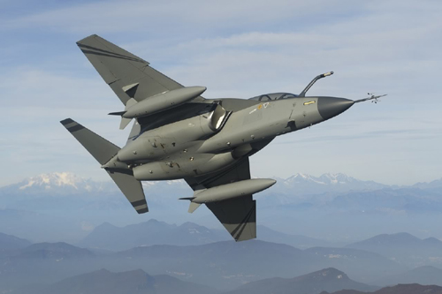 Một biến thể của m&aacute;y bay Yak-130 Nga. Ảnh: TTXVN