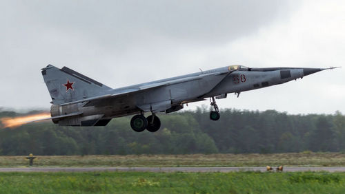  Ti&ecirc;m k&iacute;ch MiG-25 sở hữu tốc độ lớn hơn bất kỳ phi cơ qu&acirc;n sự n&agrave;o tr&ecirc;n thế giới. Ảnh: VnExpress