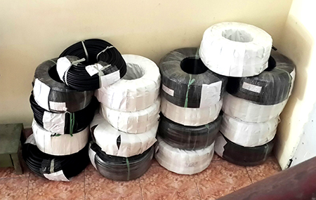 Số lượng d&acirc;y c&aacute;p điện bị ph&aacute;t hiện v&agrave; thu hồi. Ảnh: D&acirc;n Tr&iacute; 