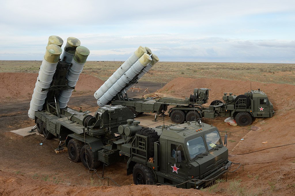 Qu&acirc;n đội Nga bắt đầu ph&aacute;t triển S-400 Triumf từ cuối những năm 1990. Ảnh: VNMedia 