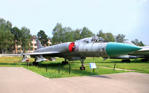 Th&ocirc;ng số ấn tượng của chiếc ti&ecirc;m k&iacute;ch Tu-128 c&oacute; chiều d&agrave;i 30,06 m; sải c&aacute;nh 17,53 m. Ảnh: VnExpress 
