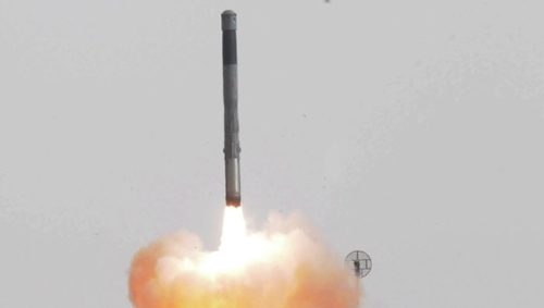 T&ecirc;n lửa BrahMos c&oacute; tầm bắn khoảng 290 km v&agrave; c&oacute; thể mang tới 300 kg đầu đạn th&ocirc;ng thường. Ảnh: VnExpress 