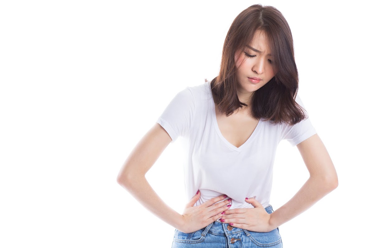 Trong ng&agrave;y đ&egrave;n đỏ, chị em phụ nữ n&ecirc;n thận trọng khi lựa chọn 13Win OKVIP Cá cược bóng đá khi ăn. Ảnh minh họa