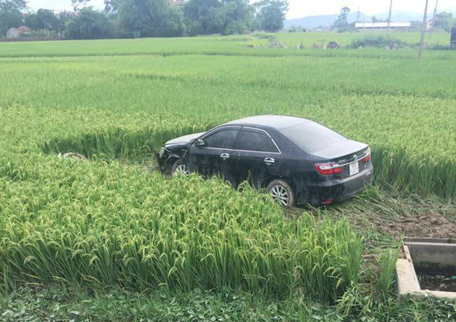 Vụ tai nạn giao th&ocirc;ng do đạp nhầm ch&acirc;n ga tại Bắc Ninh khiến 3 học sinh tử vong. Ảnh: Zing News 