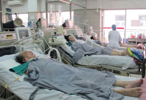 Bệnh nh&acirc;n đột quỵ tăng cao do nắng n&oacute;ng. Ảnh minh họa 