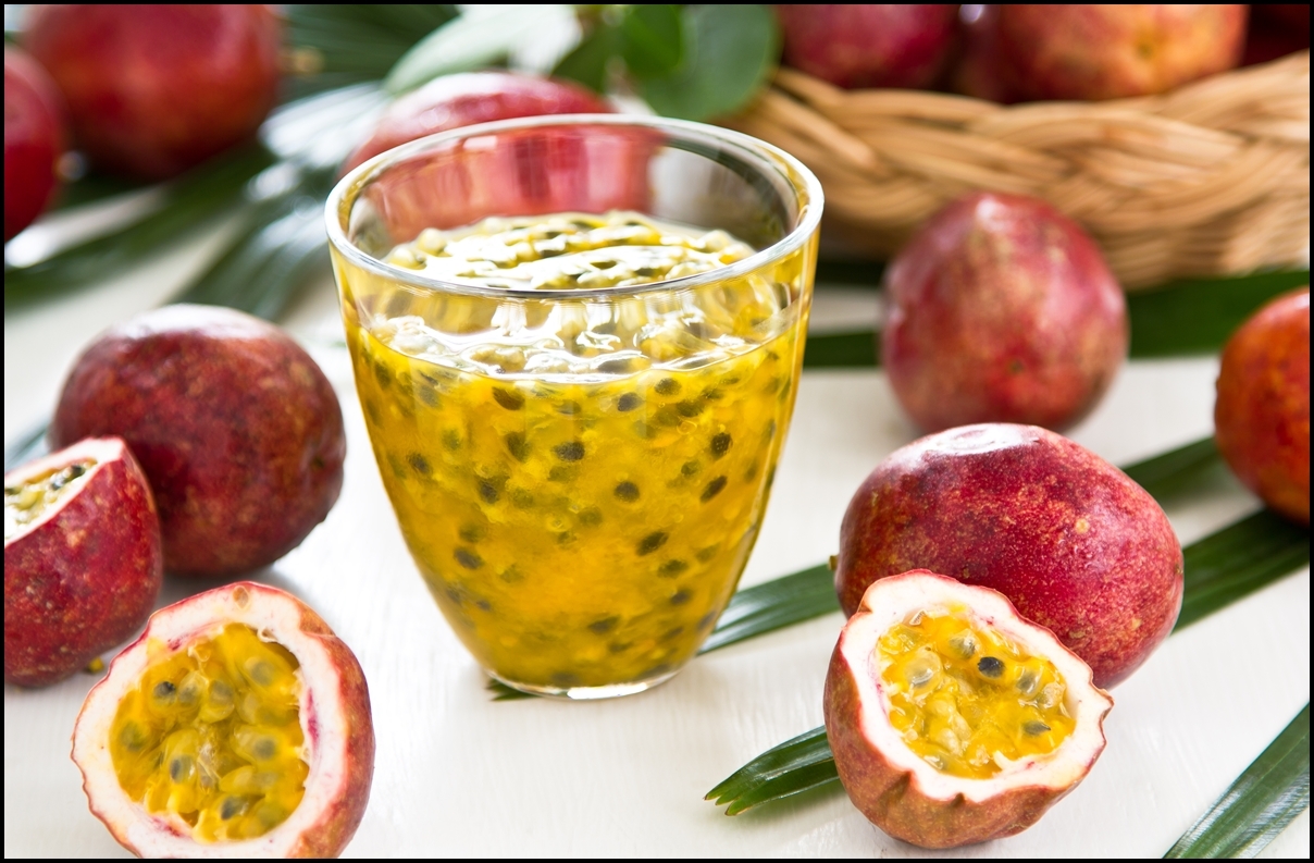Chanh leo cũng sẽ g&acirc;y hại nếu uống sai c&aacute;ch. Ảnh minh họa 