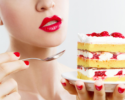 Nếu lạm dụng qu&aacute; nhiều đồ ngọt sẽ tăng nguy cơ ung thư. Ảnh minh họa