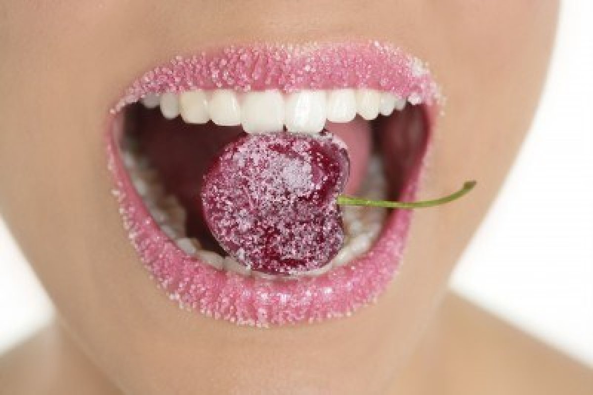 Đồ ngọt cũng l&agrave; thủ phạm g&acirc;y ra nhiều bệnh nguy hiểm. Ảnh minh họa 