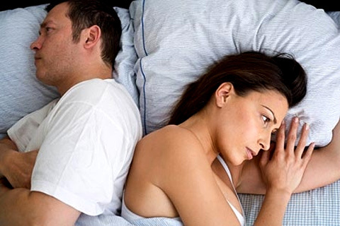  Nam giới mắc bệnh m&atilde;n dục sớm ng&agrave;y c&agrave;ng tăng. Ảnh minh họa